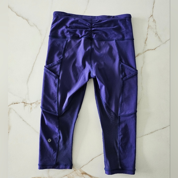 Lululemon Outrun Crop Workout Leggings Mesh Details Sz 6 Purple - Picture 5 of 14